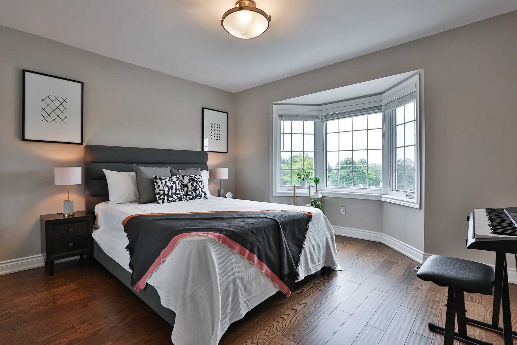 52 Wessex Dr