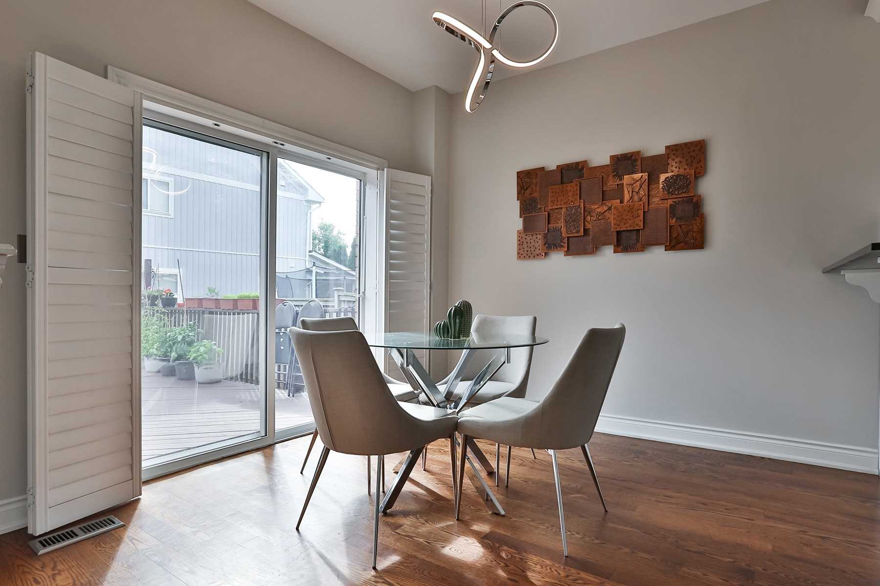 52 Wessex Dr