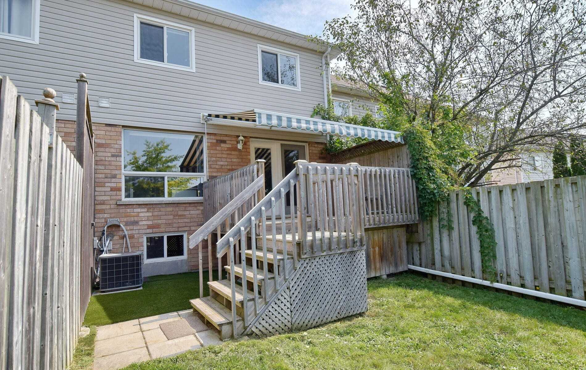 18 Cornish Dr