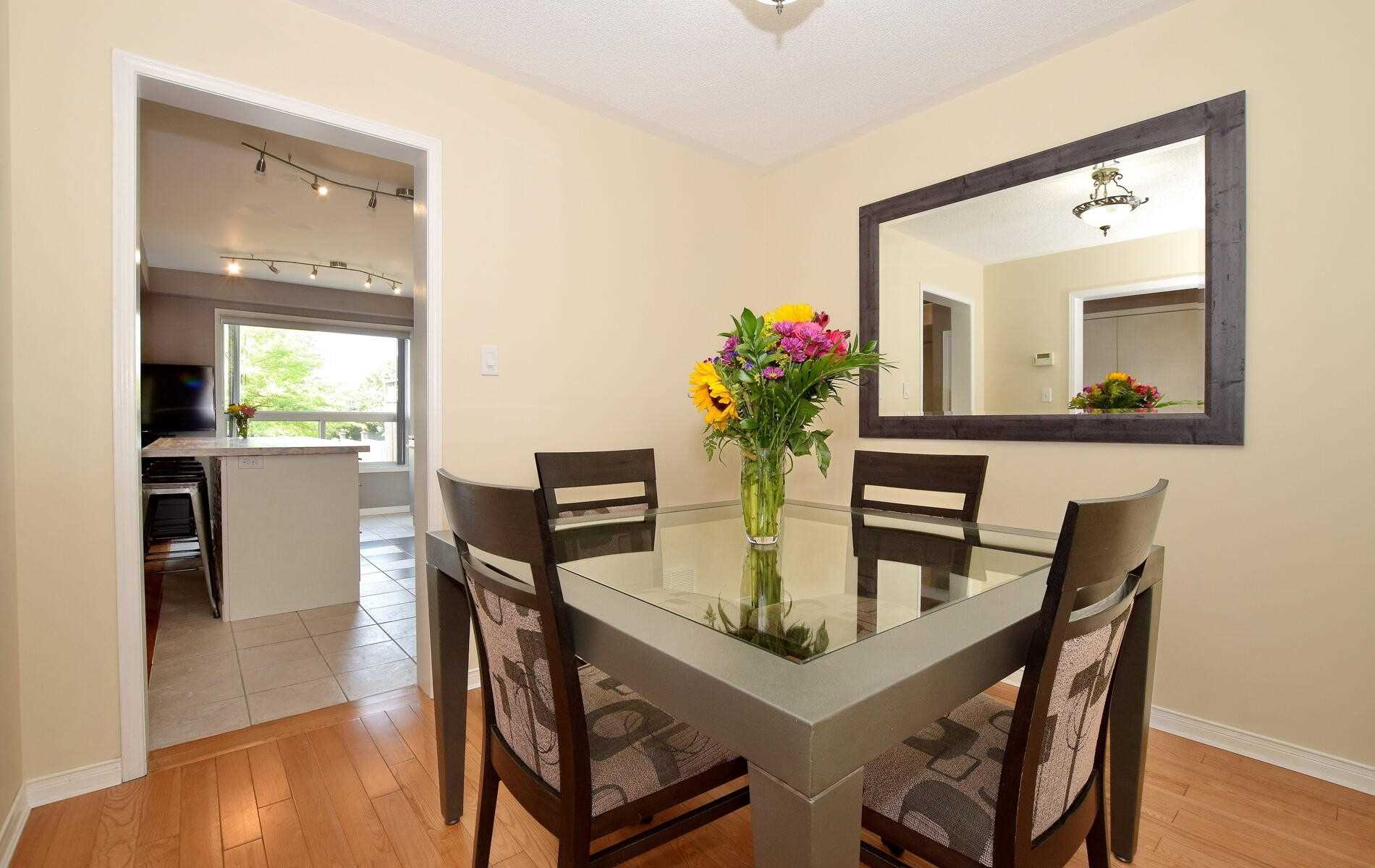 18 Cornish Dr