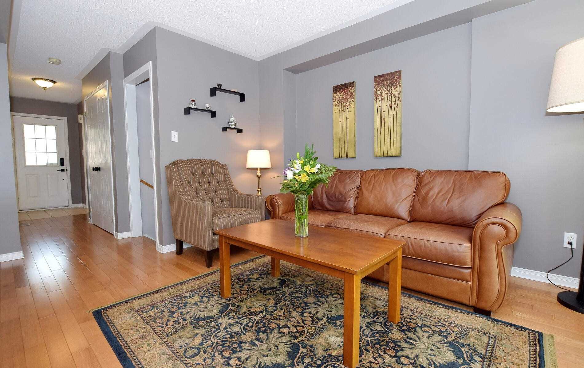 18 Cornish Dr