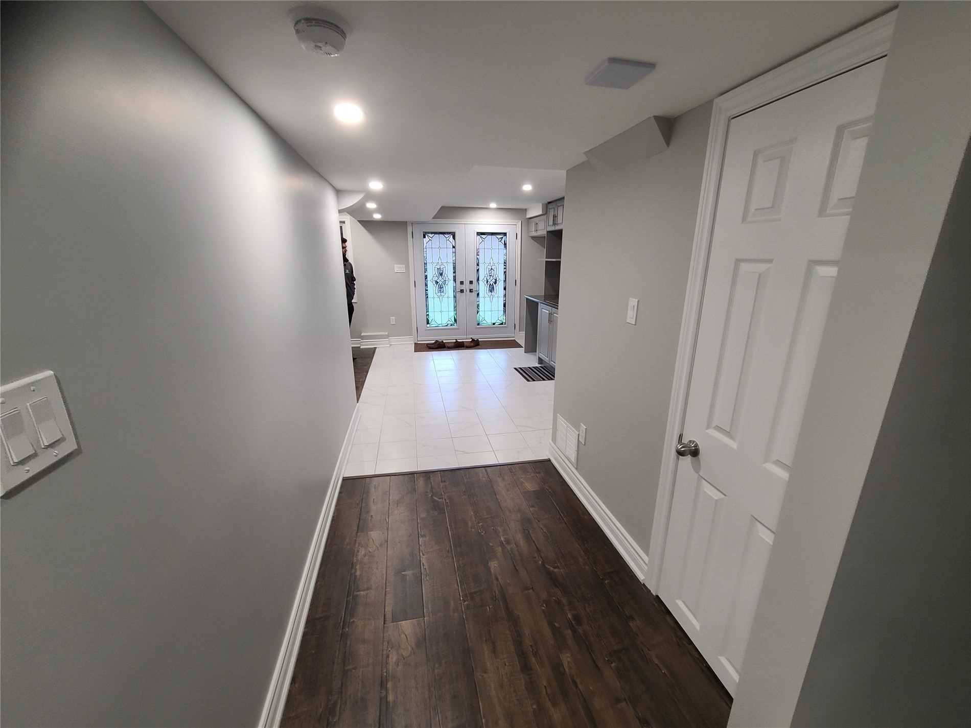 27 Watersplace Ave