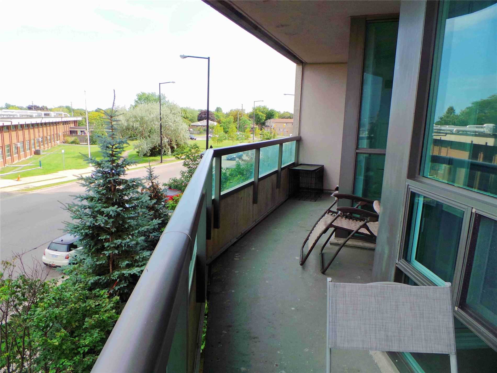 68 Grangeway Ave, #306