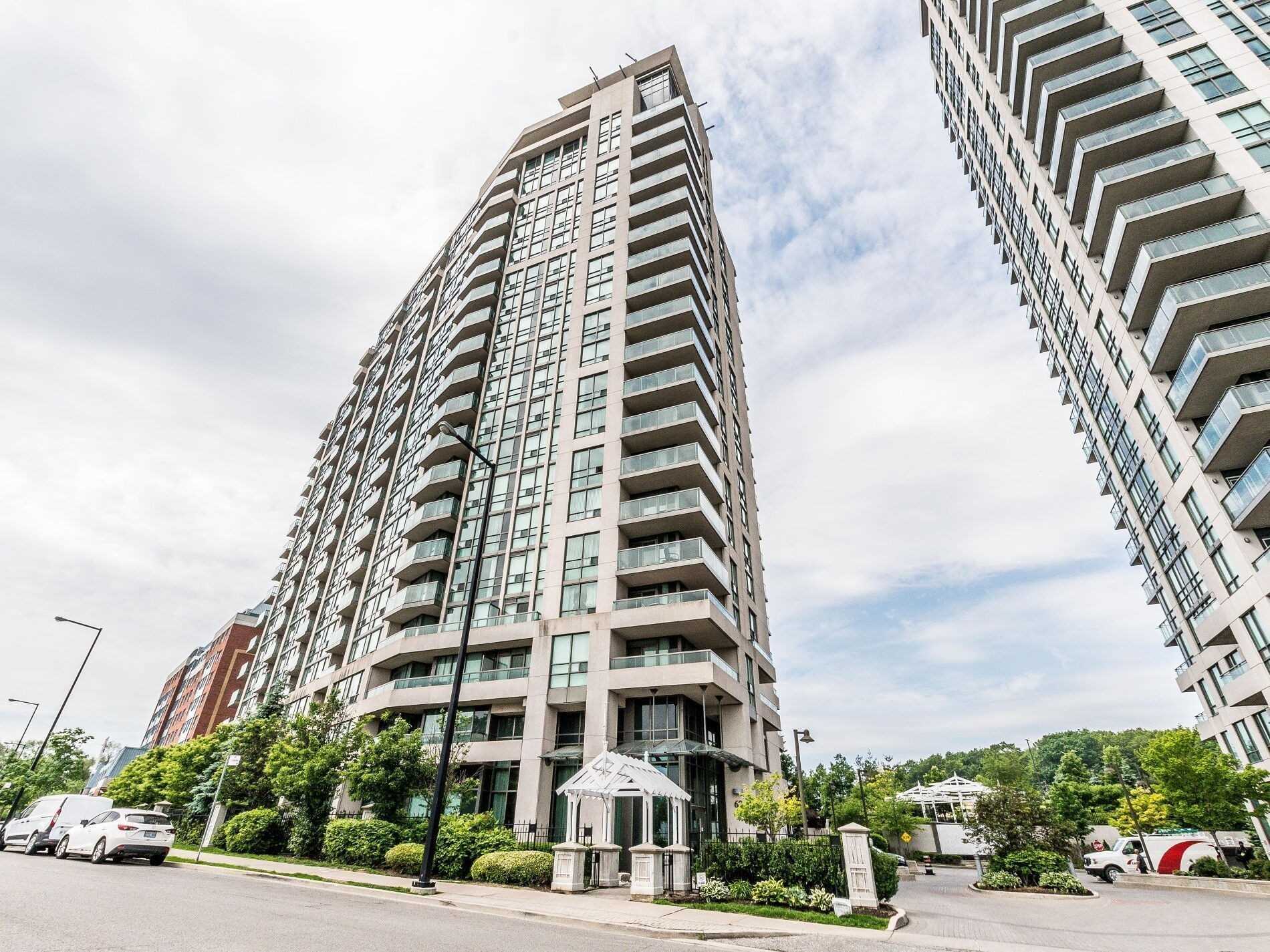 68 Grangeway Ave, #306