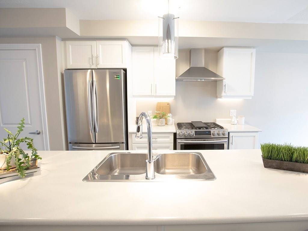 2500 Hill Rise Crt, #86