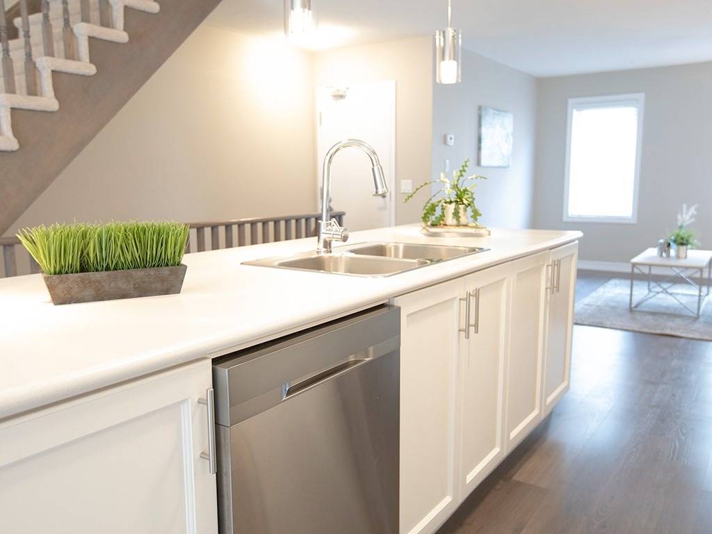 2500 Hill Rise Crt, #86