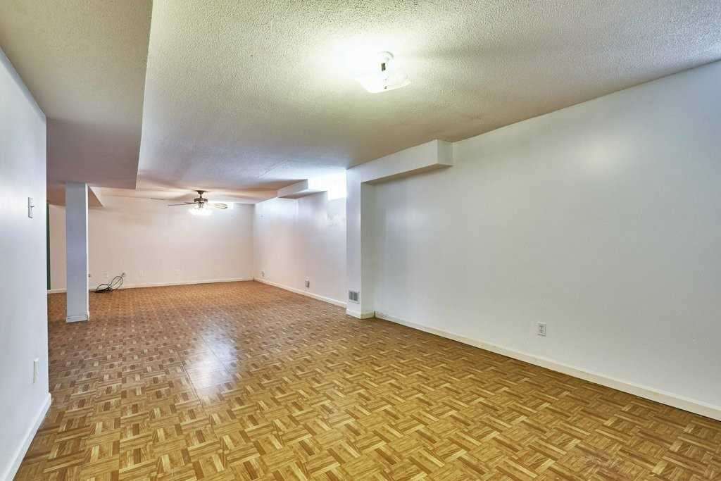 66 Eldridge Pl