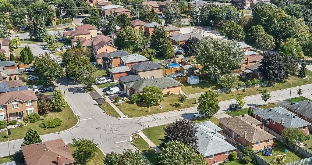 66 Eldridge Pl