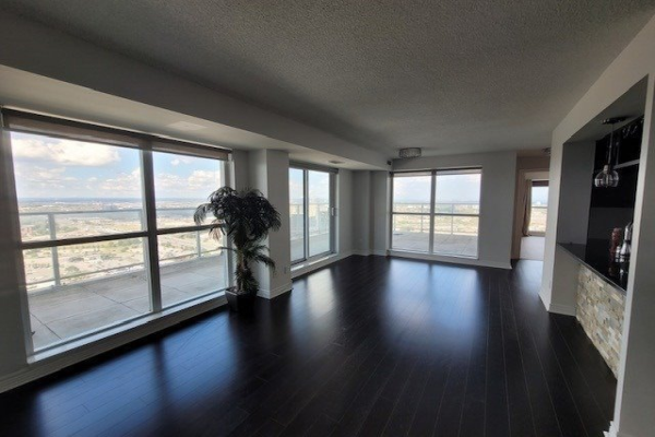70 Town Centre Crt, Toronto