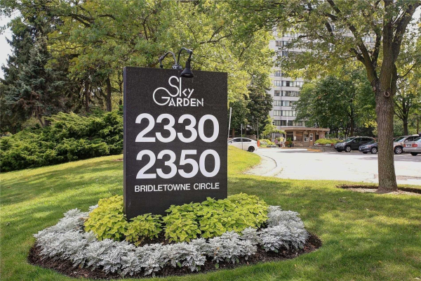 2350 Bridletowne Circ, Toronto