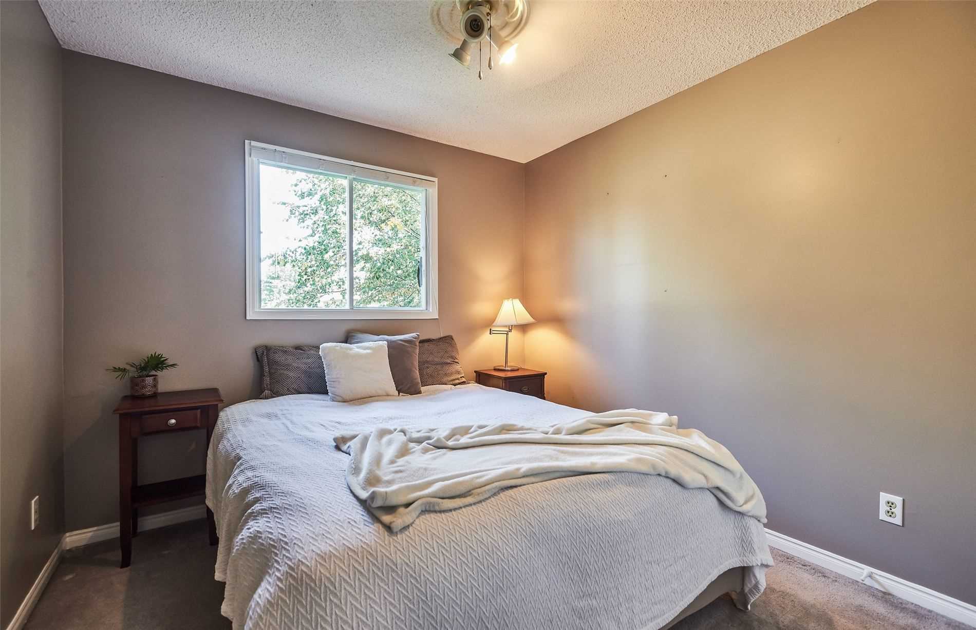 59 Bluebell Cres