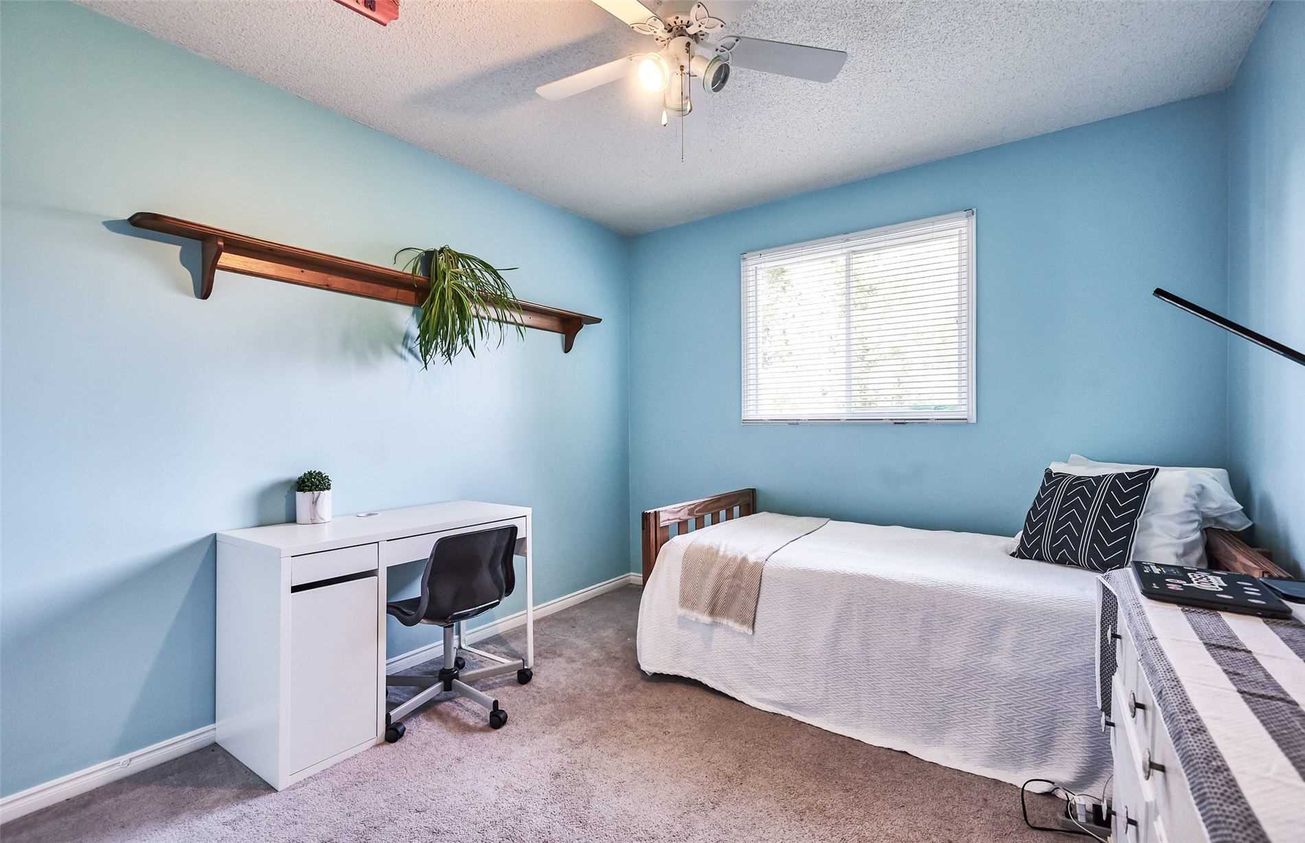 59 Bluebell Cres