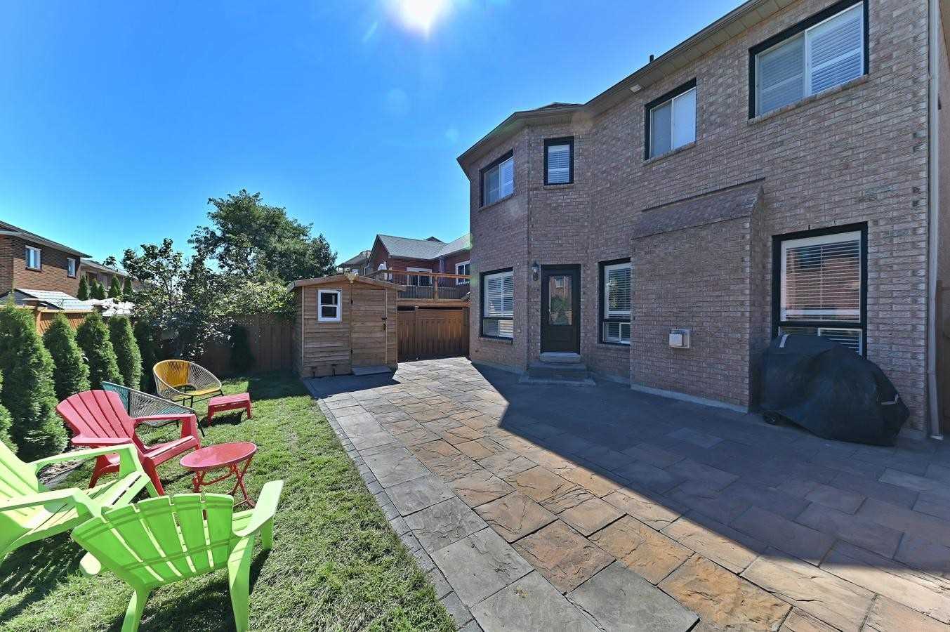 1761 Silver Maple Dr