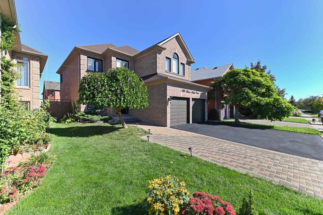 1761 Silver Maple Dr