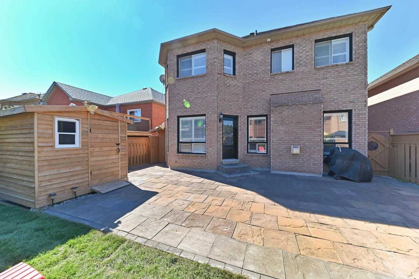 1761 Silver Maple Dr