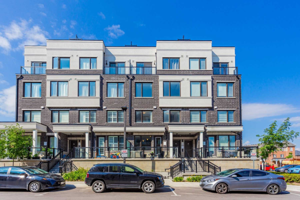 1711 Pure Springs Blvd, Pickering
