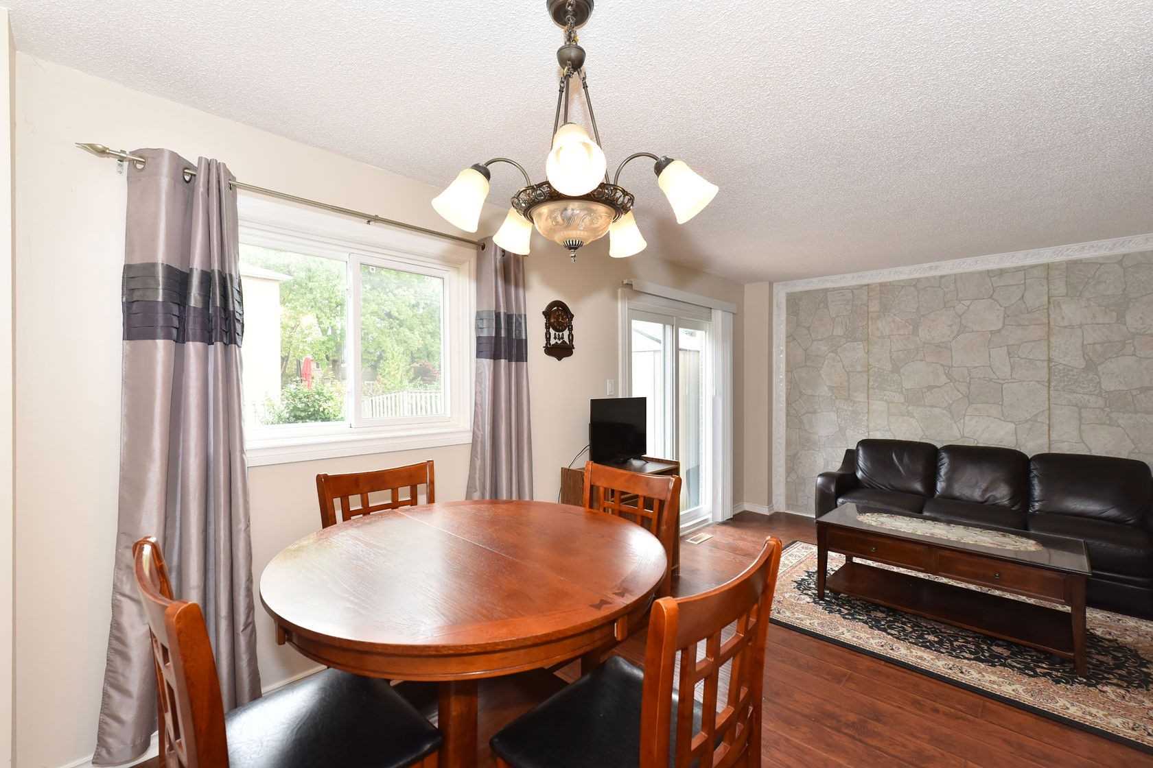 99 Radford Dr