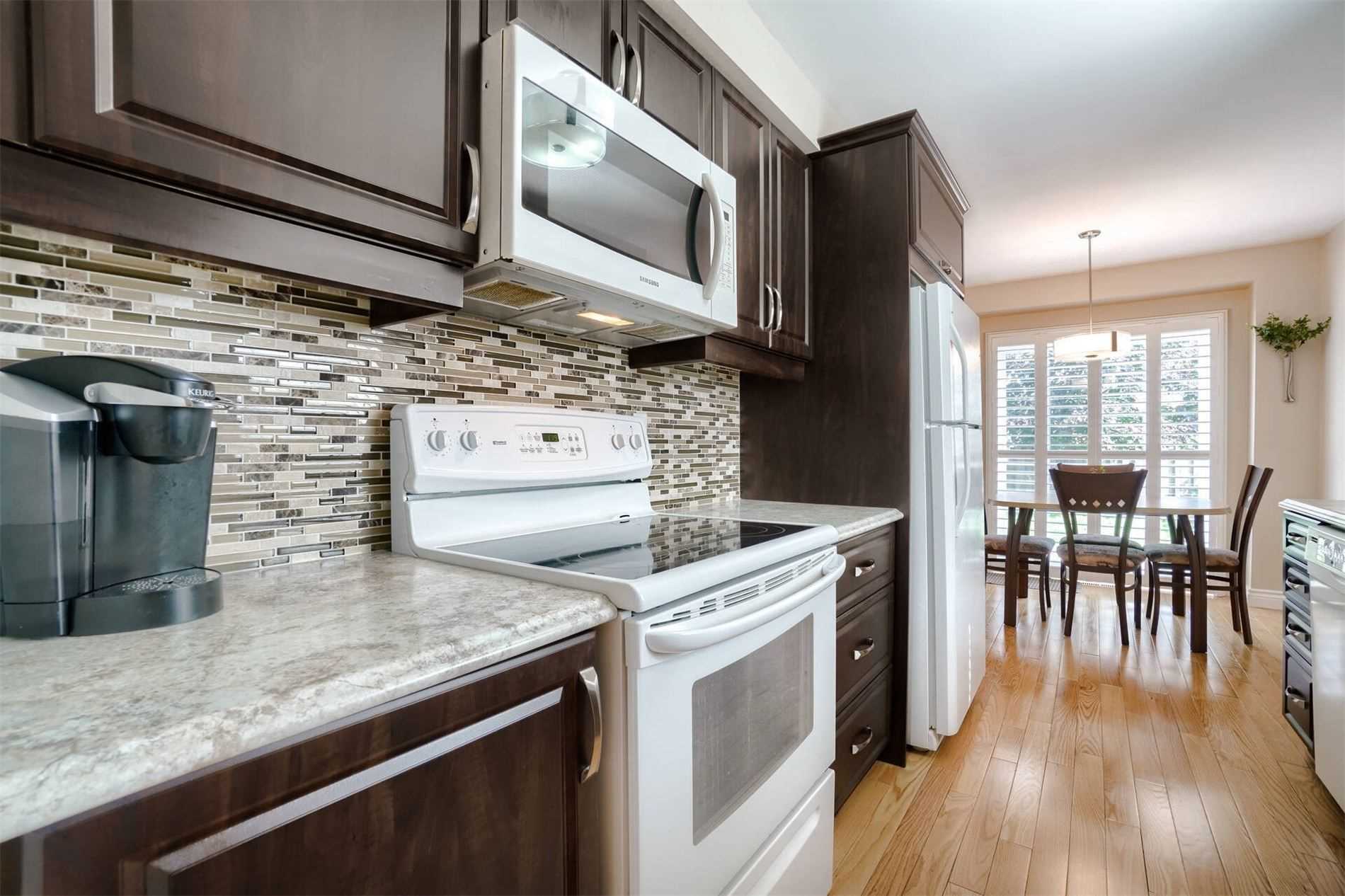 43 Creekwood Cres