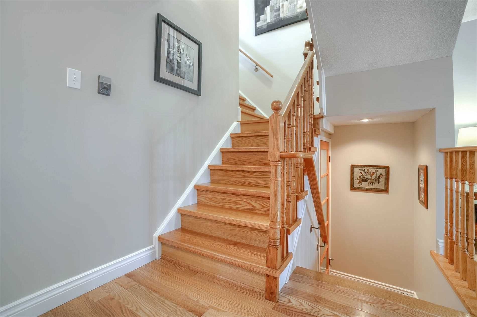 43 Creekwood Cres