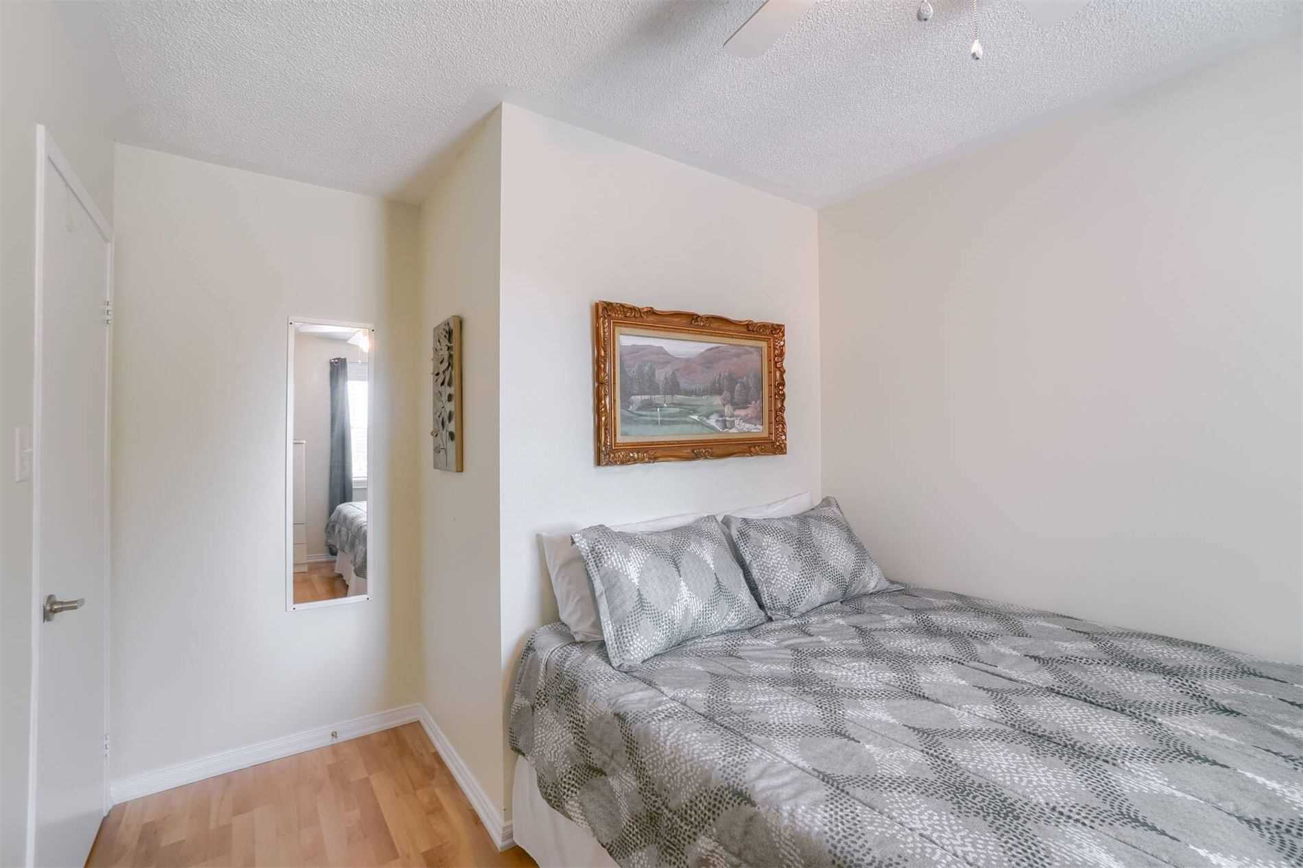 43 Creekwood Cres