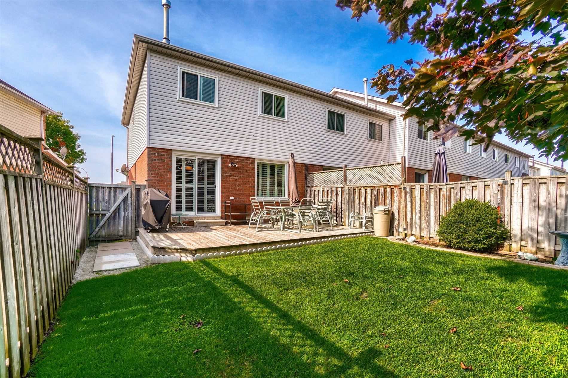 43 Creekwood Cres