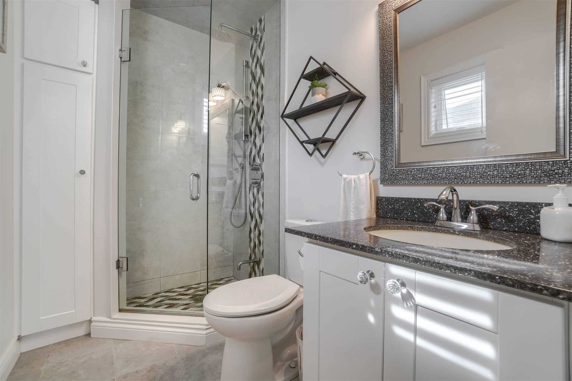 43 Creekwood Cres