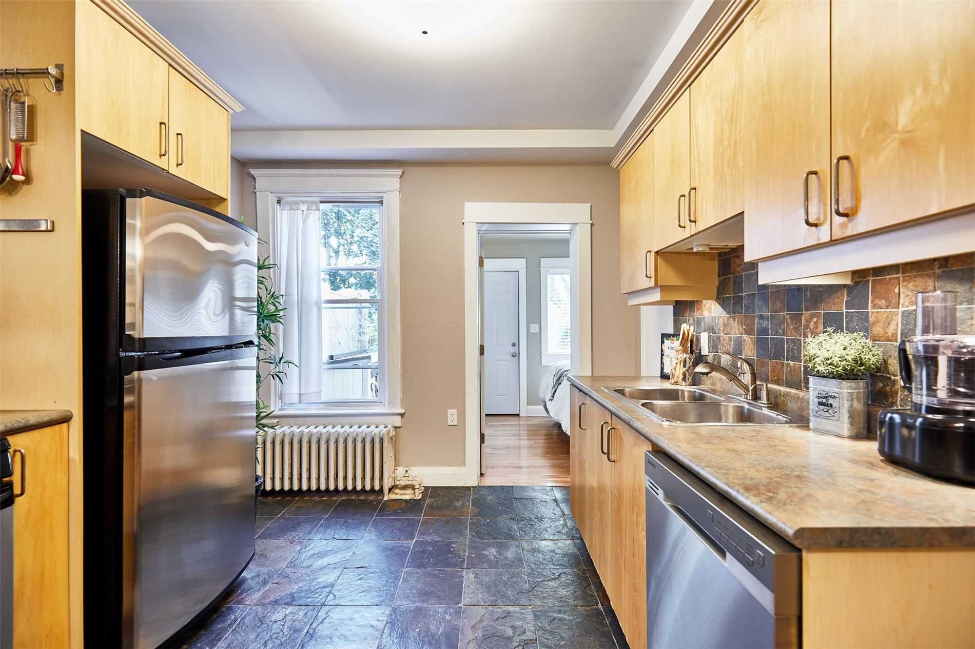 46 Elmer Ave