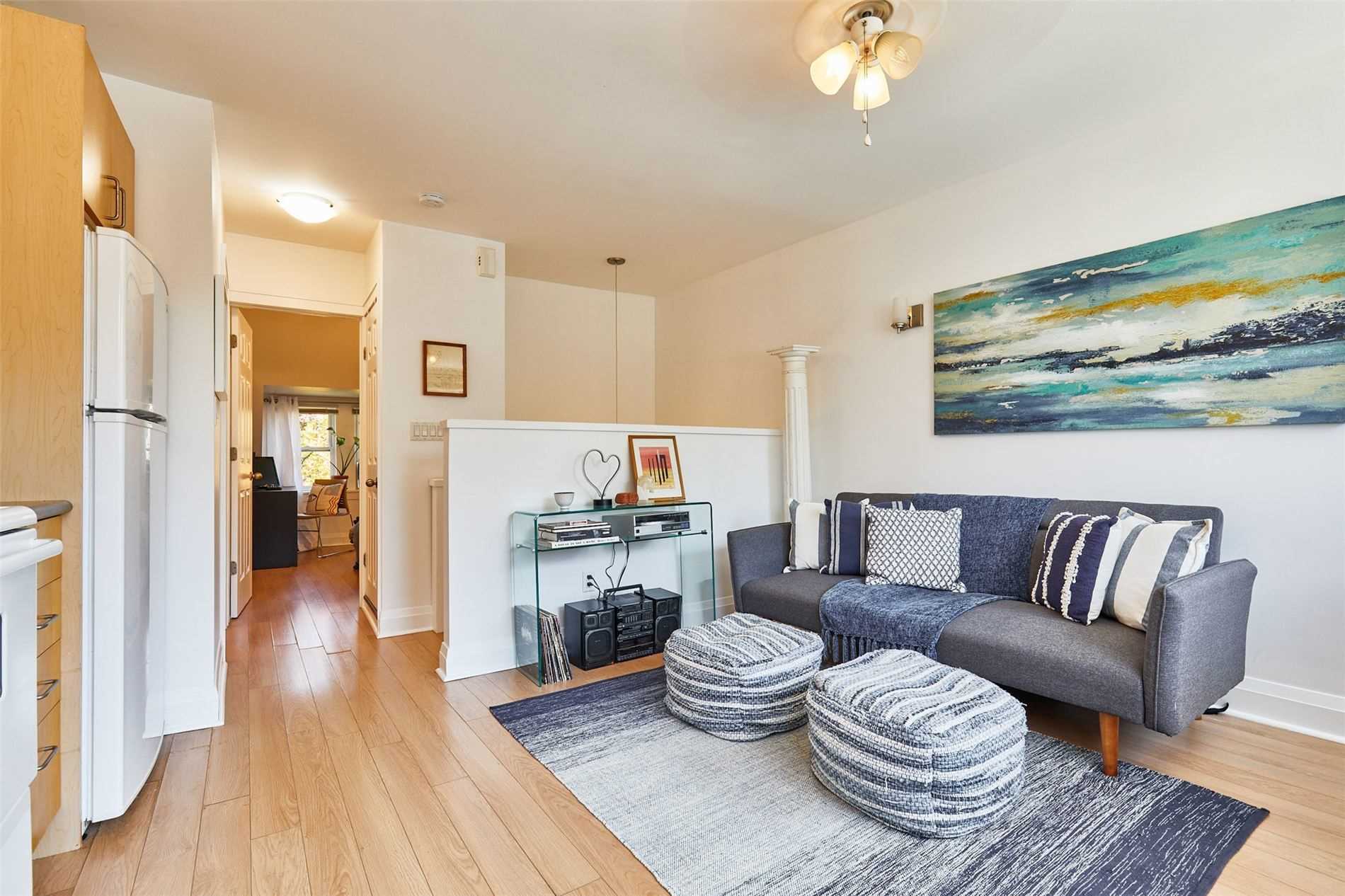 46 Elmer Ave