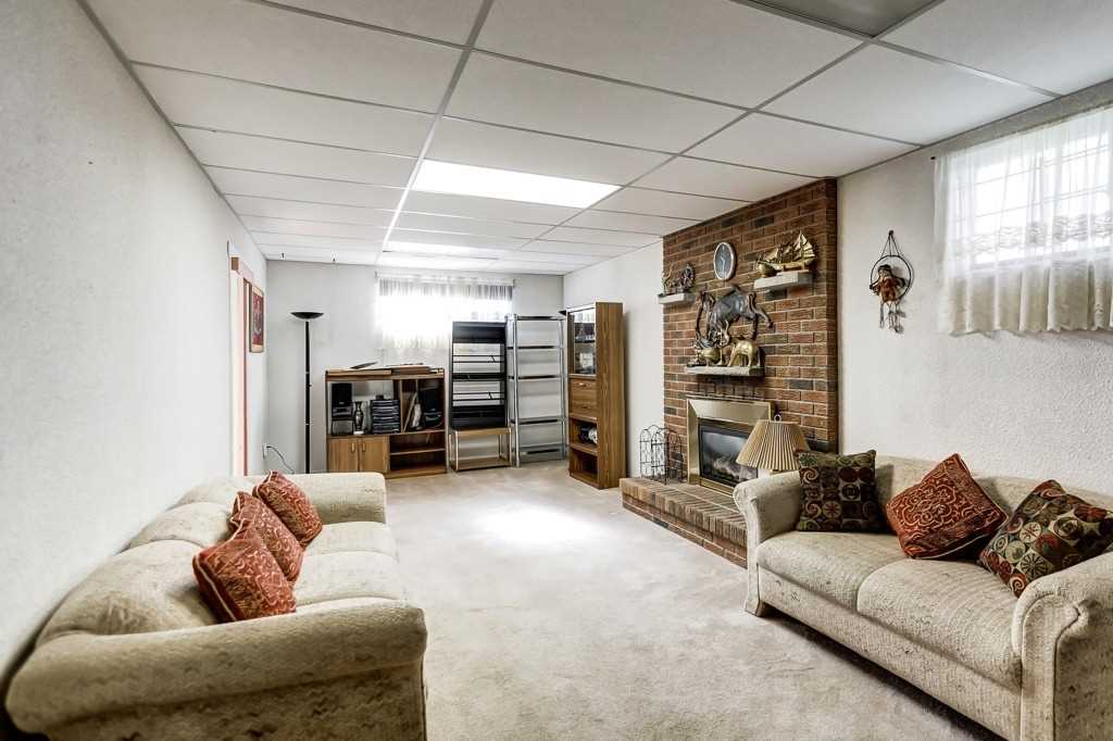 185 Braymore Blvd