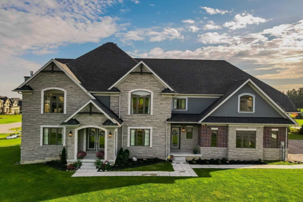 21 Lionel Byam Dr, Clarington