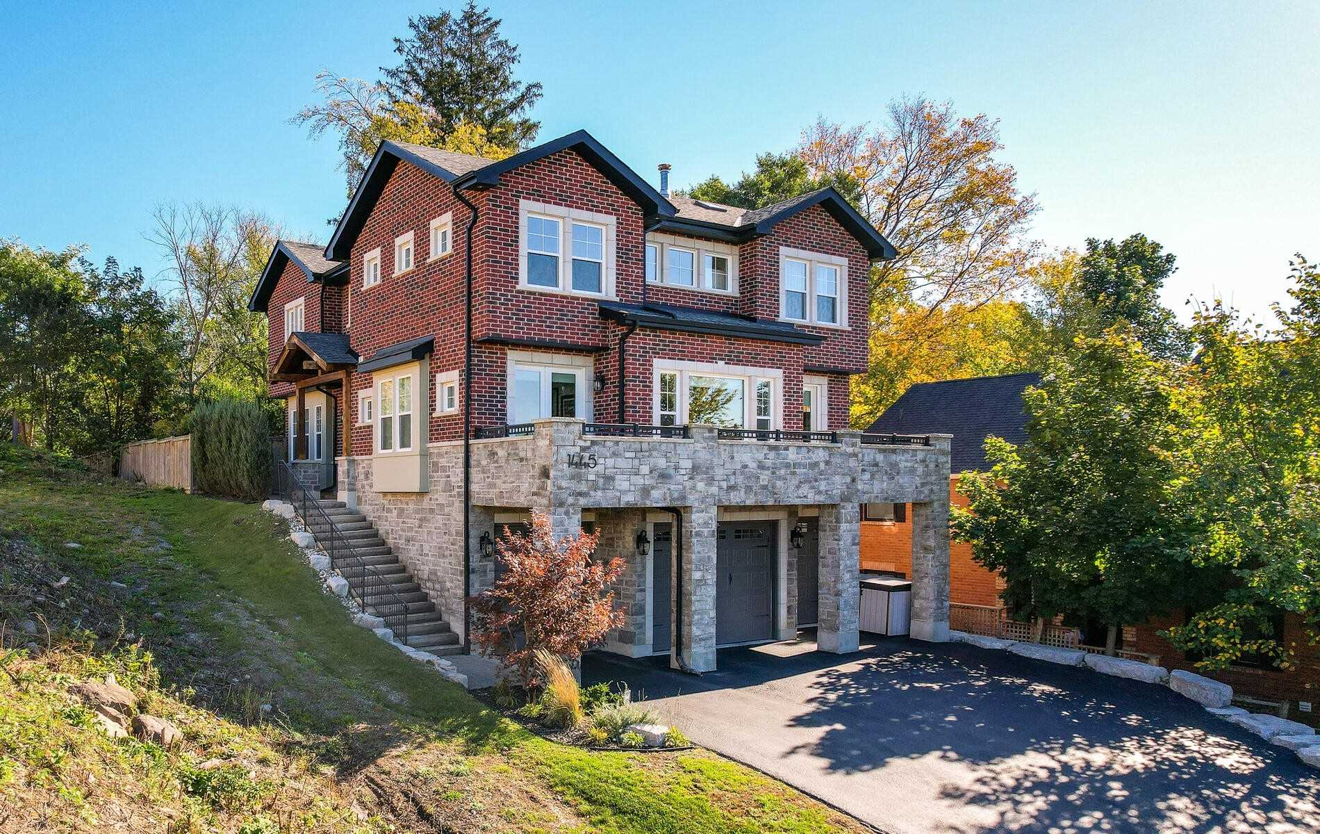 1445 Old Forest Rd