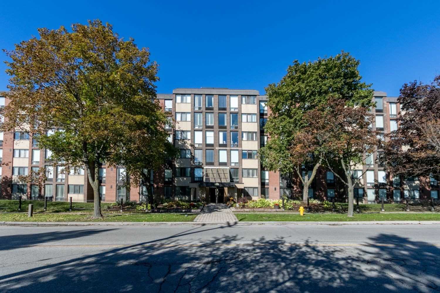 1540 Pickering Pkwy, #501