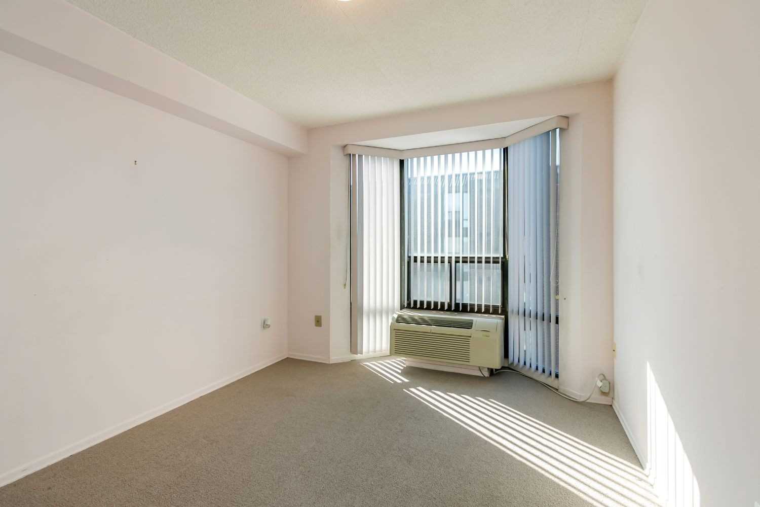 1540 Pickering Pkwy, #501