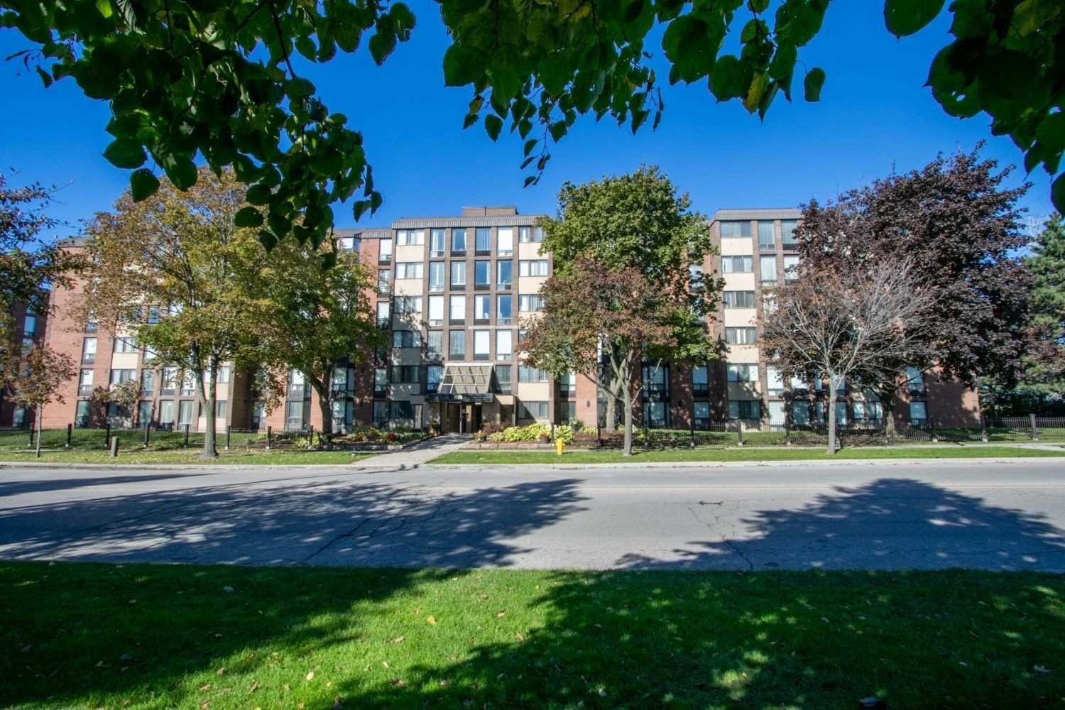 1540 Pickering Pkwy, #501
