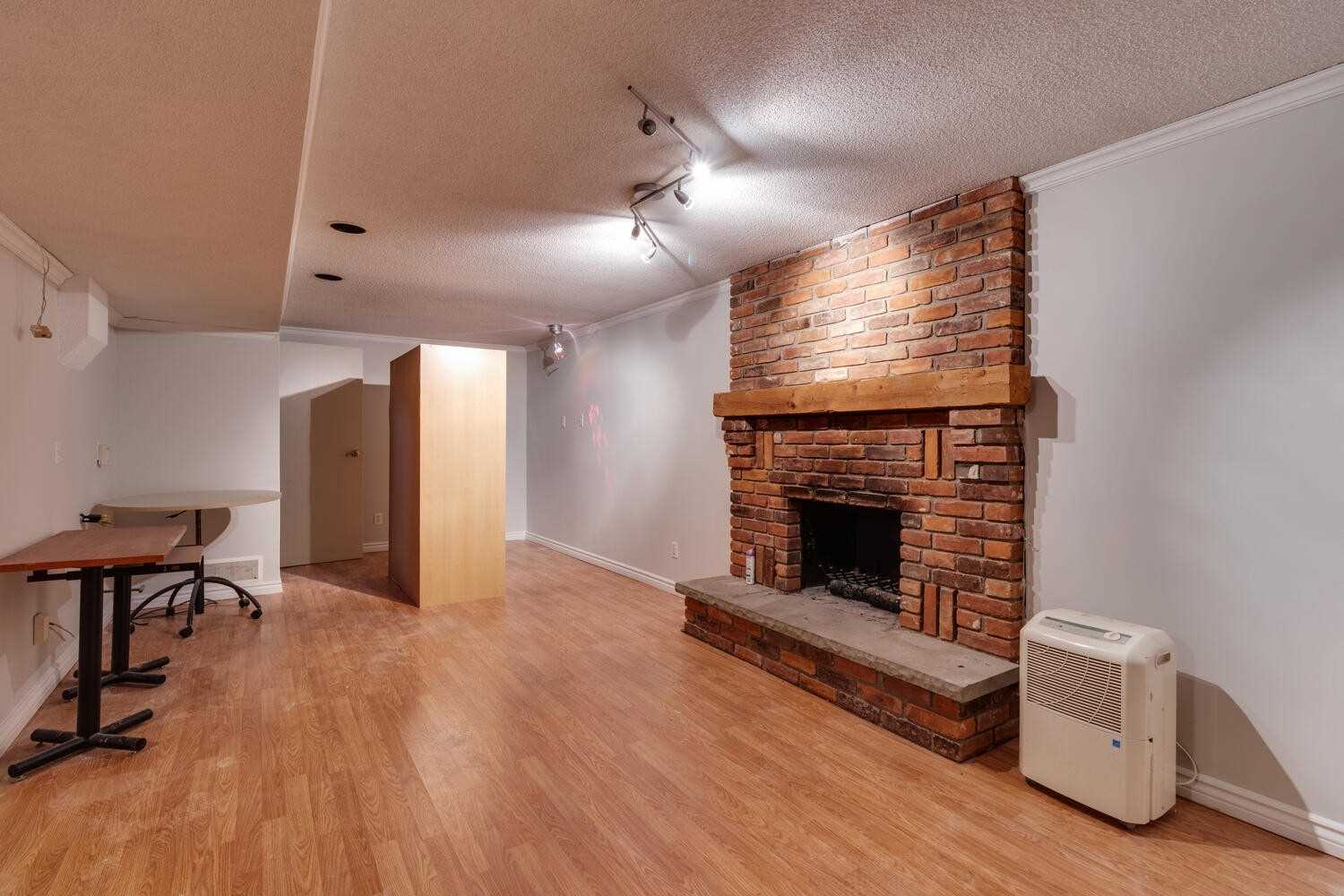 5 Andrea Rd