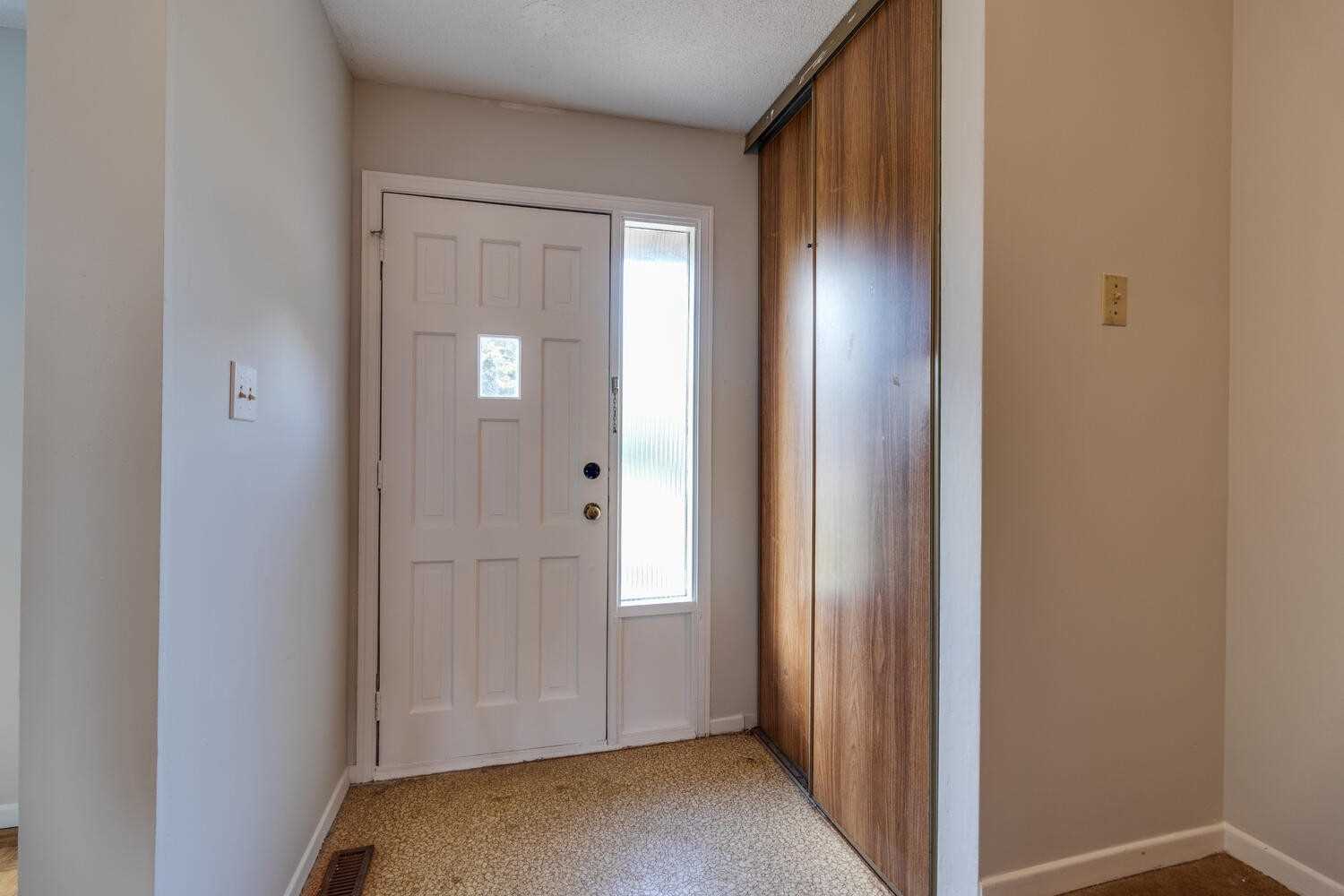 5 Andrea Rd