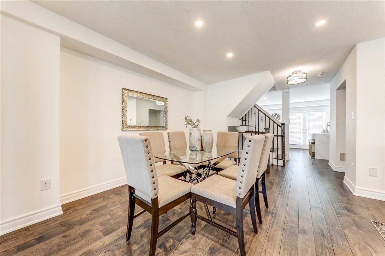 51 Devineridge Ave