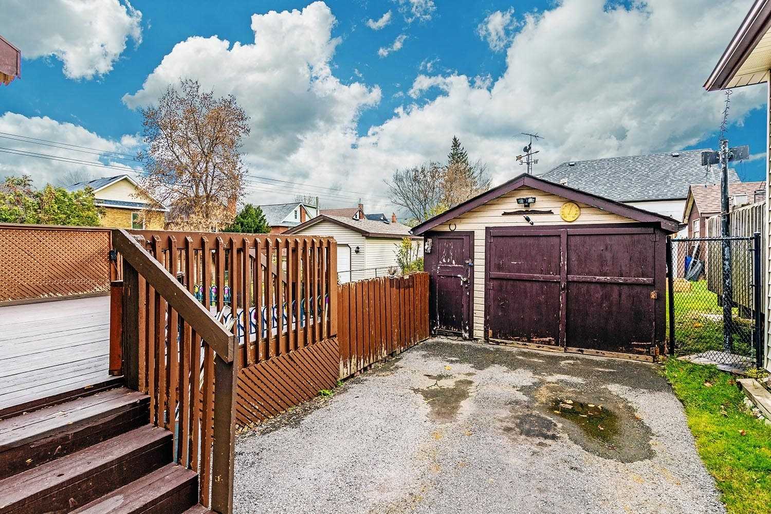 229 Eulalie Ave
