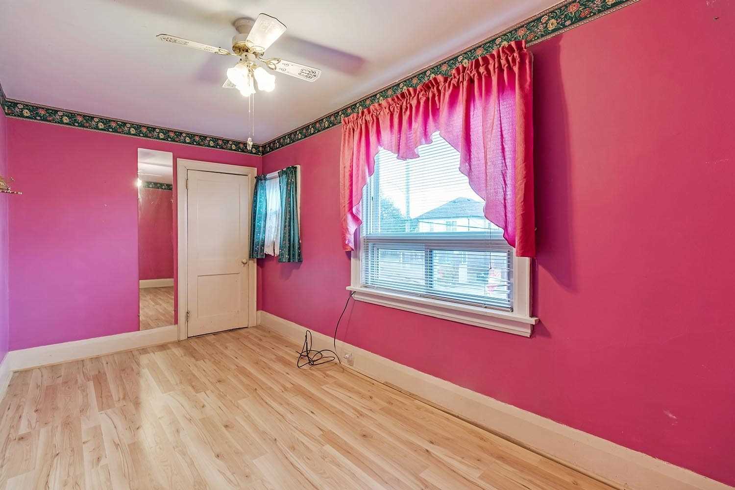 229 Eulalie Ave