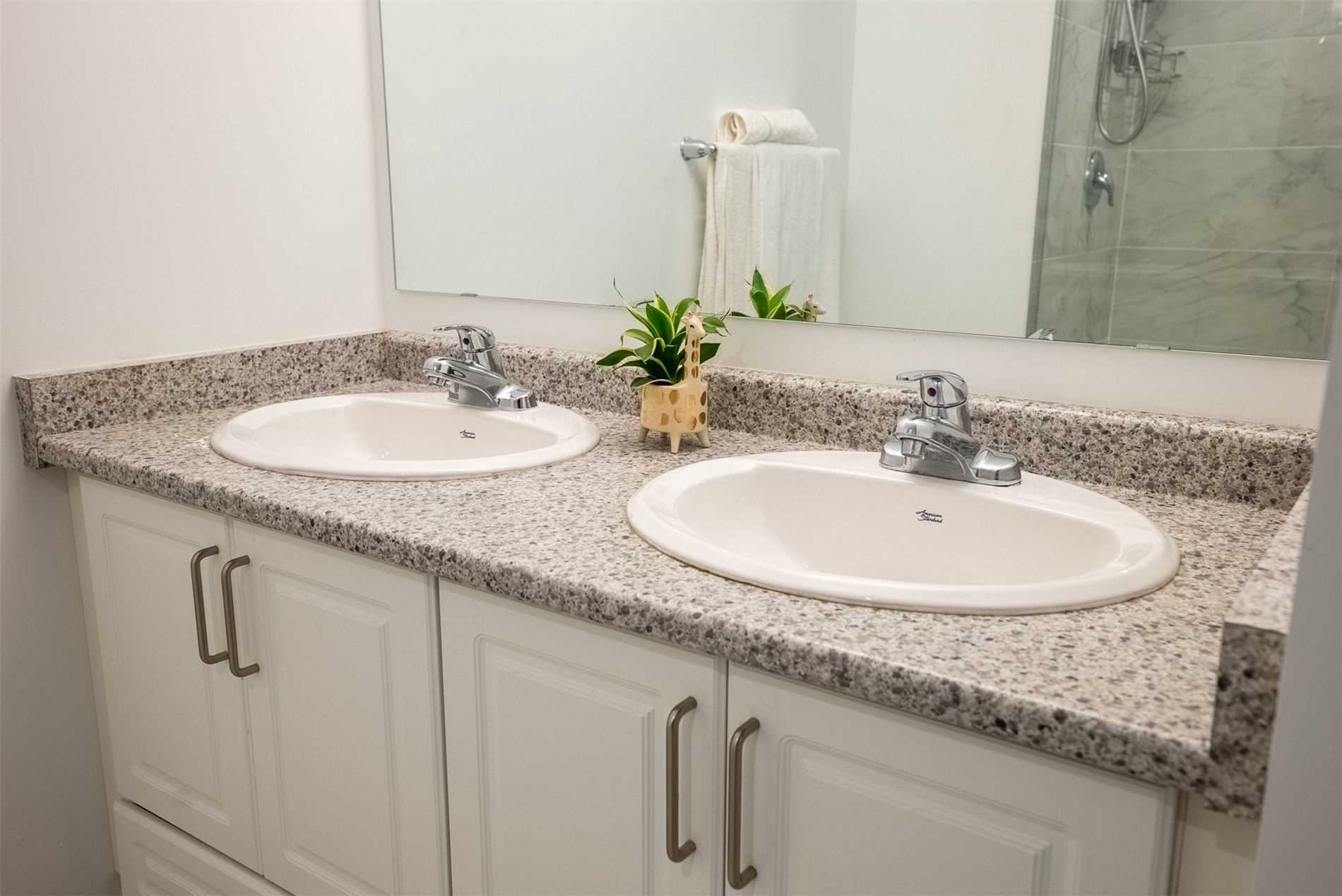 21 Brookhouse Dr, #101