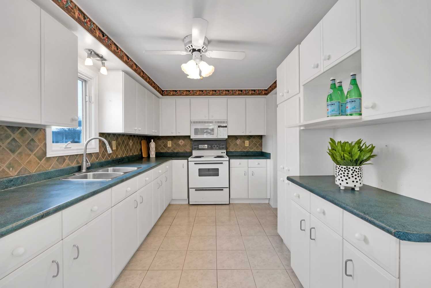 73 Wilmot Tr