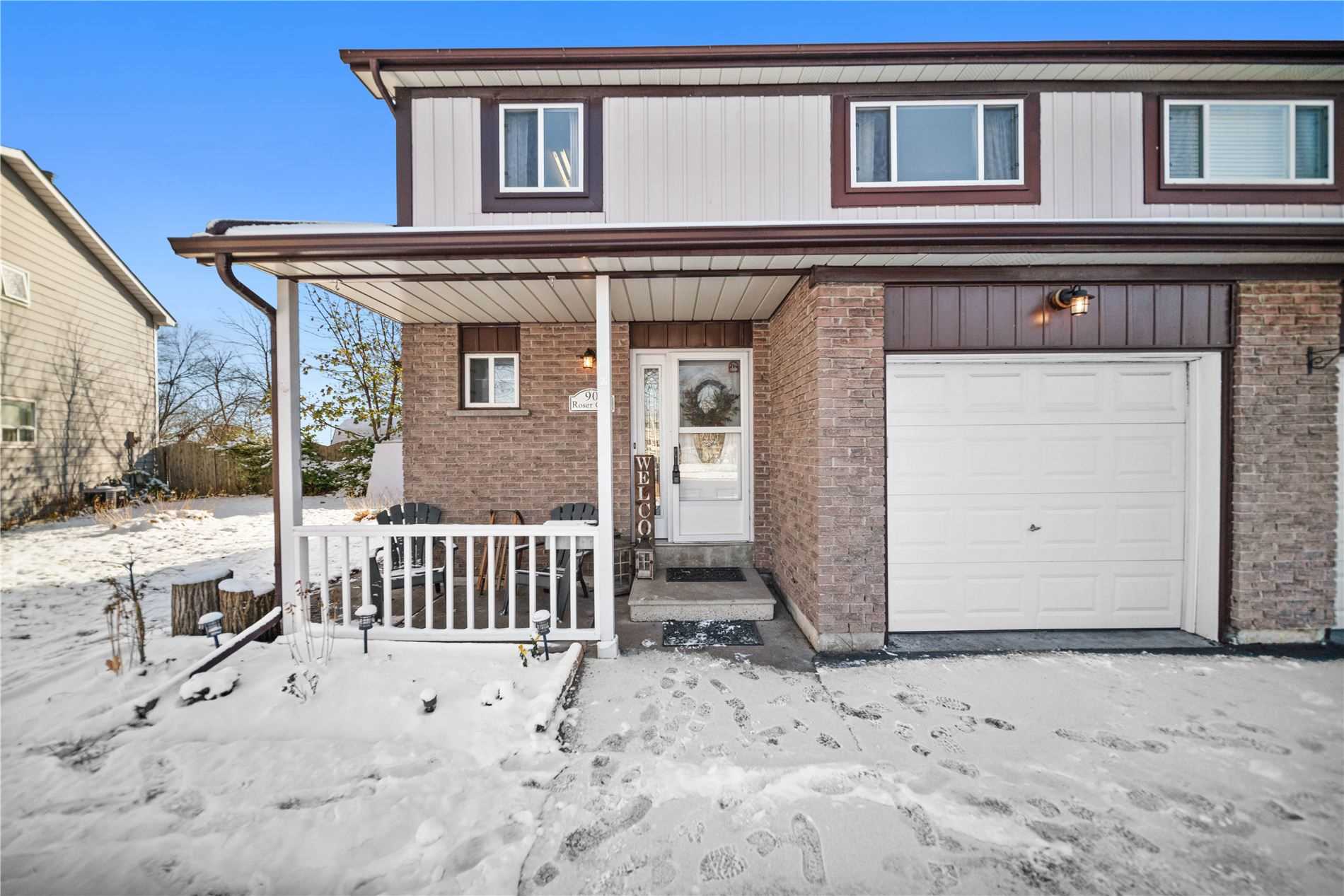 90 Roser Cres