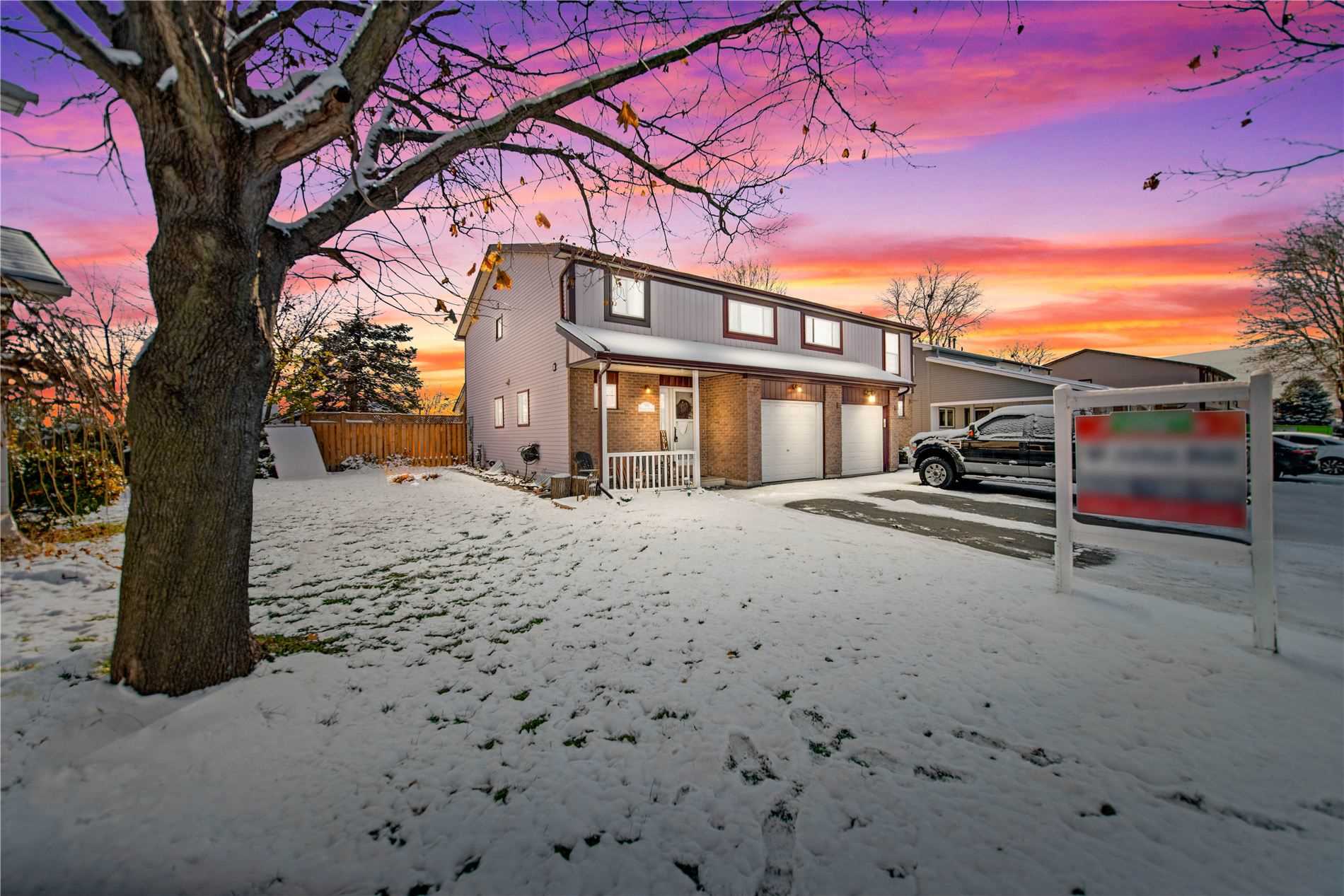 90 Roser Cres