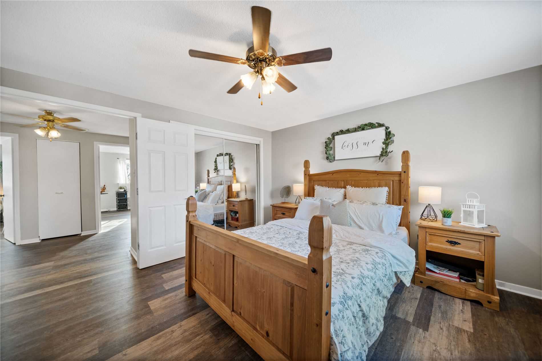90 Roser Cres