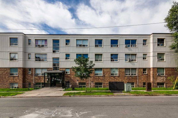 2908 St Clair Ave E, Toronto