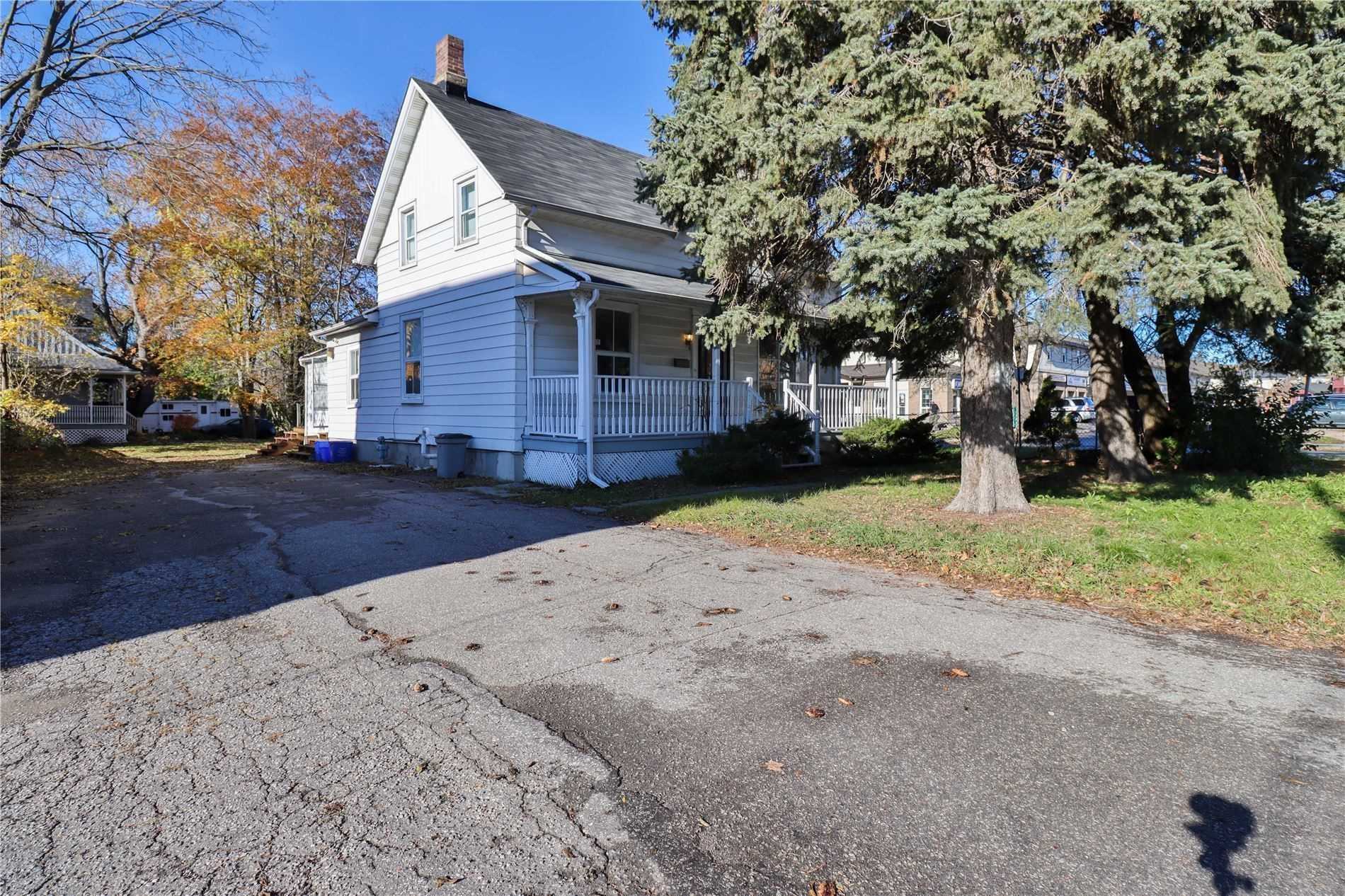 62 Church St S