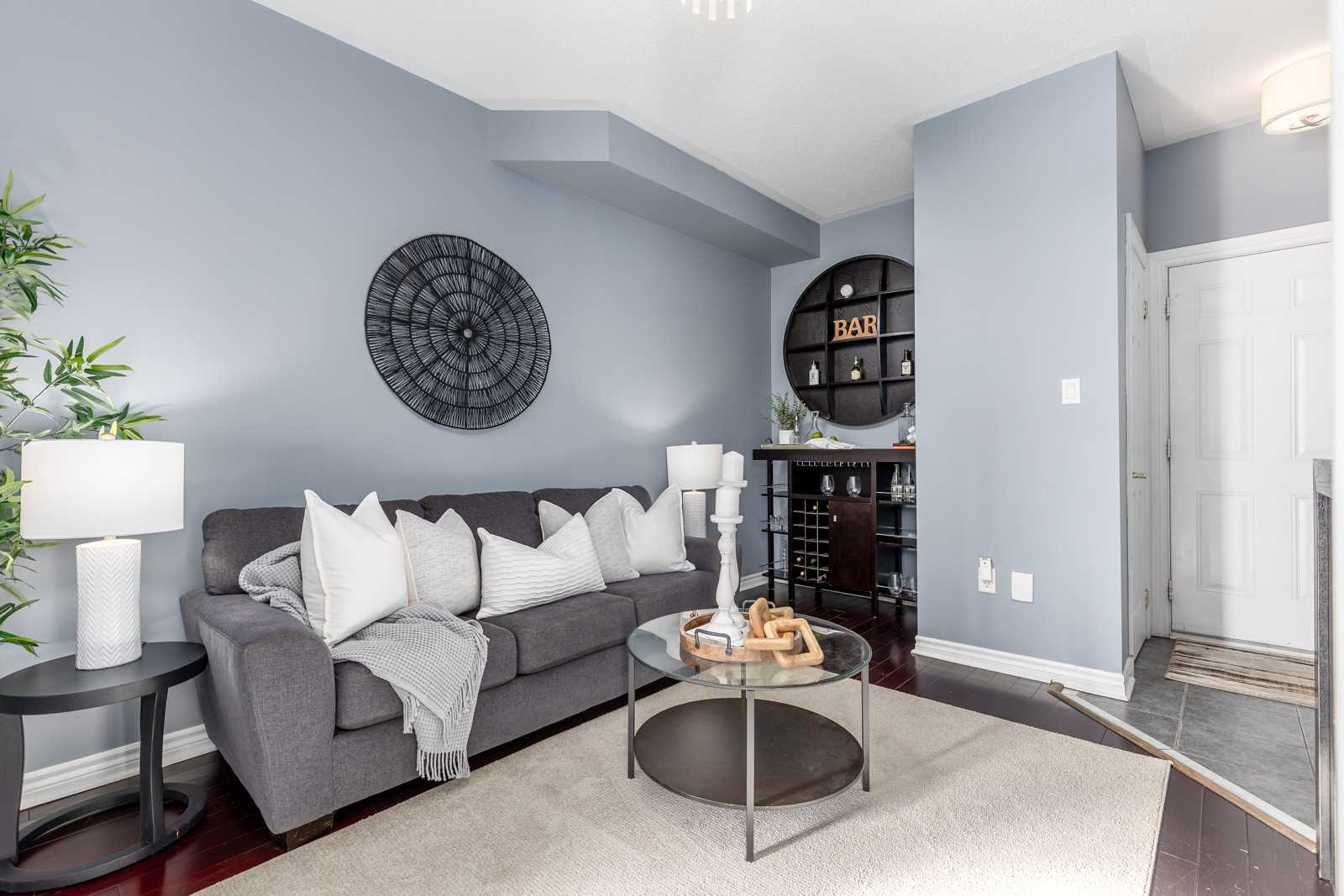46 Wicker Park Way