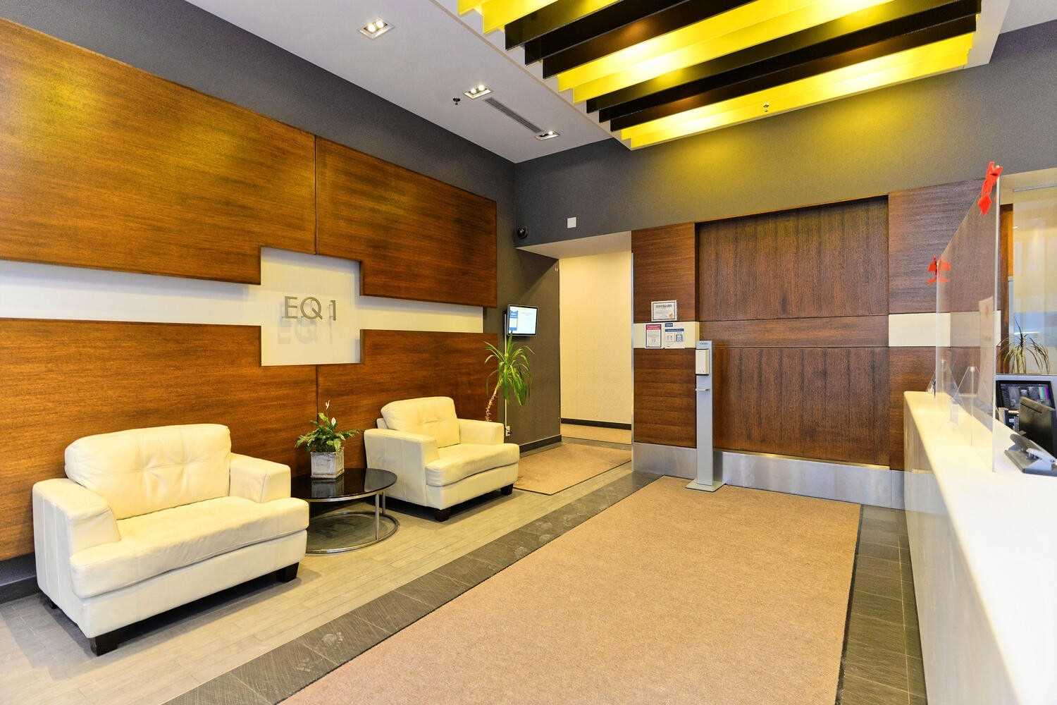 70 Town Centre Crt, #307