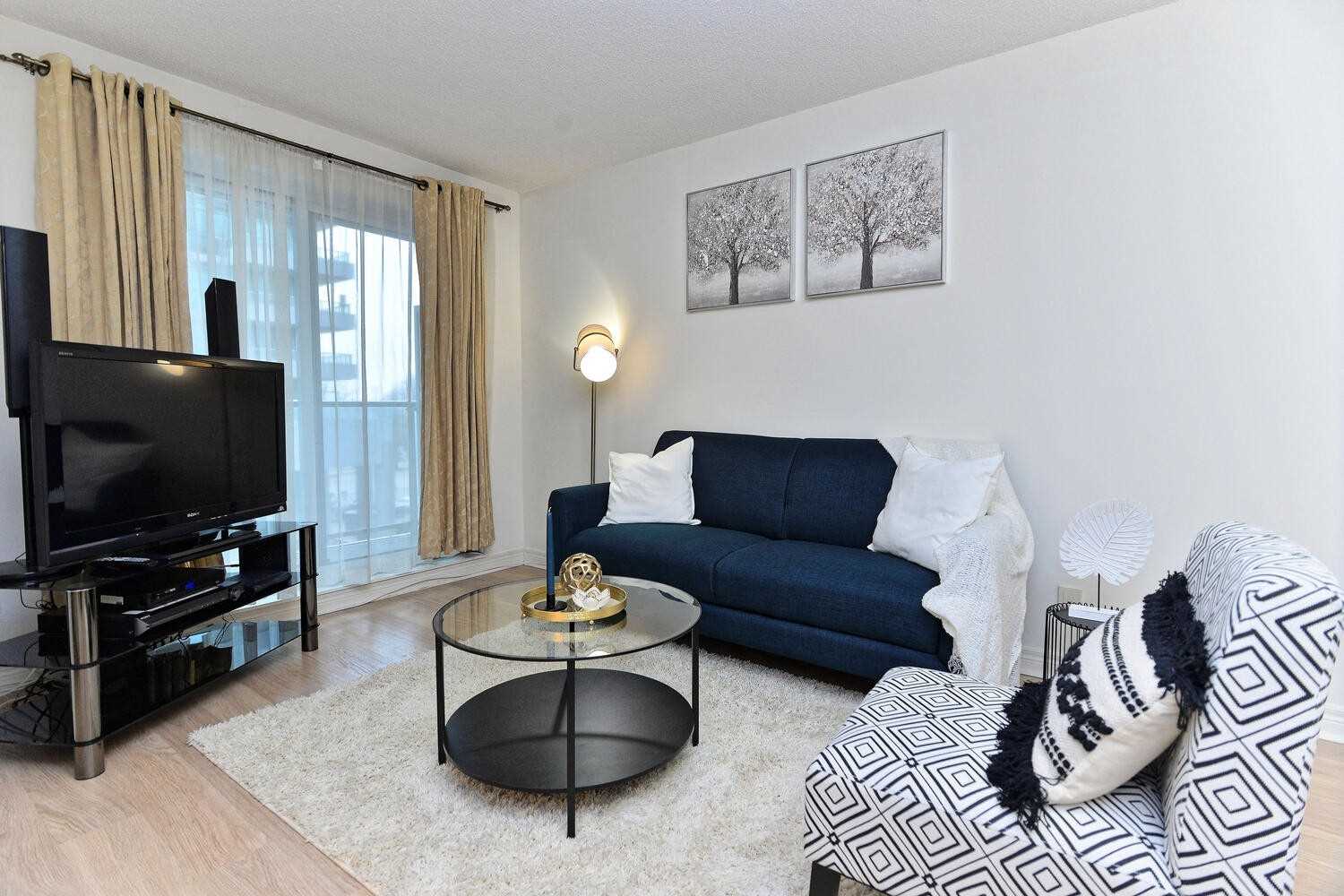 70 Town Centre Crt, #307