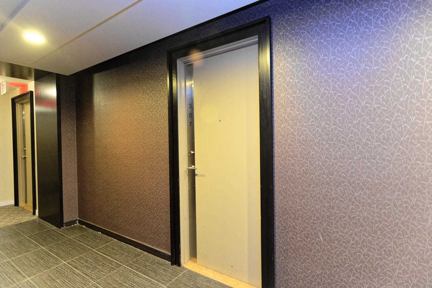 70 Town Centre Crt, #307